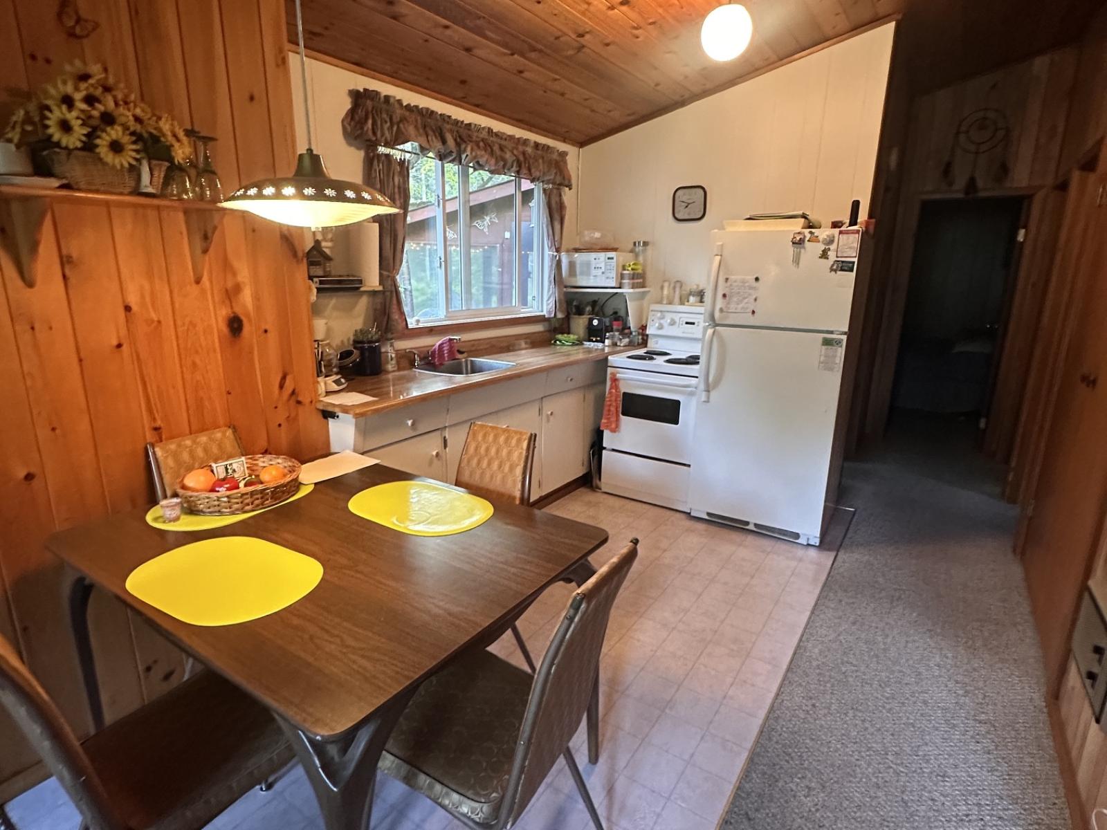Kitchen Lot 9 Elder