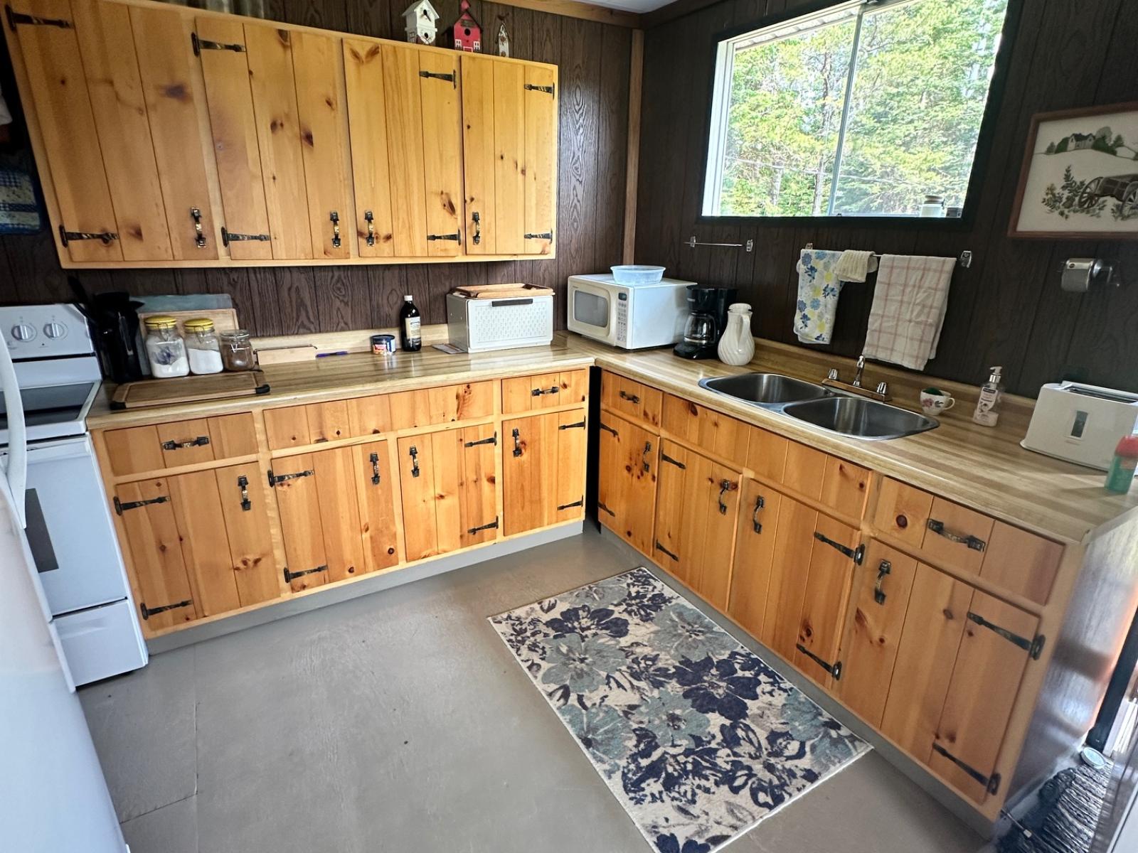 Kitchen 2